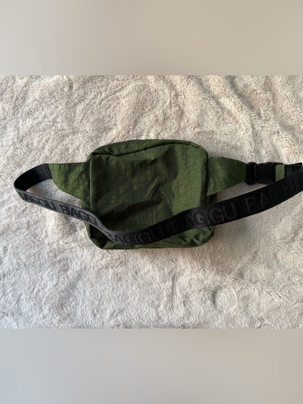 BAGGU Fanny Pack Bay Laurel - Picture 11 of 11